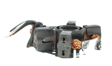 Фото 3 - Щетка стартера BOSCH 1 986 SE1 602 (1986SE1602)