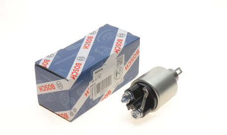 Реле стартера втягуюче (12V) MB C-class (W203/W204) 04-12 1 986 SE1 687 - BOSCH 1986SE1687