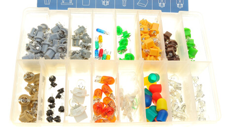 Фото 3 - Автомобільна лампа BOSCH 1 987 302 302 (1987302302)