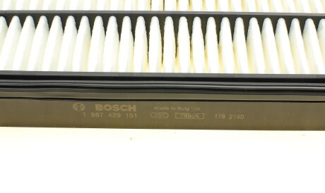Фото 3 - Повітряний фільтр BOSCH 1 987 429 151 (1987429151)