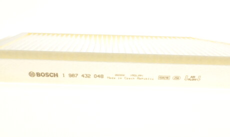 Фото 3 - Фильтр салона BOSCH 1 987 432 048 (1987432048)