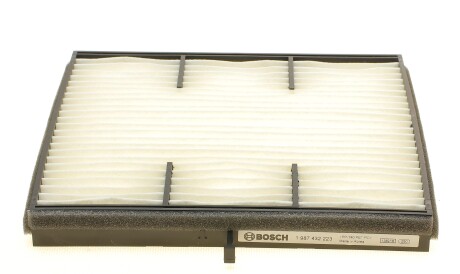 Фото 3 - Фильтр салона BOSCH 1 987 432 223 (1987432223)