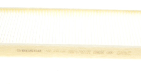 Фото 3 - Фильтр салона BOSCH 1 987 435 026 (1987435026)