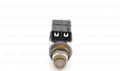 Фото 2 - Датчик тиску палива BOSCH F026001014