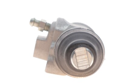 Фото 3 - Робочий гальмівний циліндр BOSCH F026002089