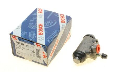 Колесный тормозной цилиндр - (5987896, 7173827, 790833) BOSCH F 026 002 454