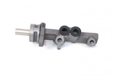 Фото 4 - Головний гальмівний циліндр BOSCH F026003715