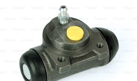 Колесный тормозной цилиндр - (4402A2) BOSCH F026009179