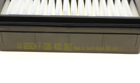 Фото 3 - Повітряний фільтр BOSCH F 026 400 063 (F026400063)