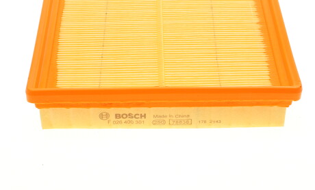 Фото 4 - Повітряний фільтр BOSCH F 026 400 301 (F026400301)