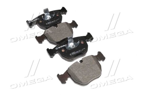 Гальмівні колодки пер. BMW 5(E39)/7(E38) 96-04 (Teves) - BREMBO P 06 021