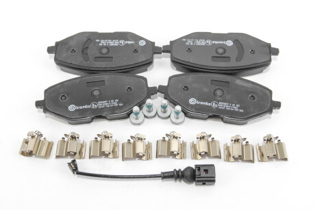 Фото 2 - Гальмівні колодки BREMBO P 85 182 (P85182)