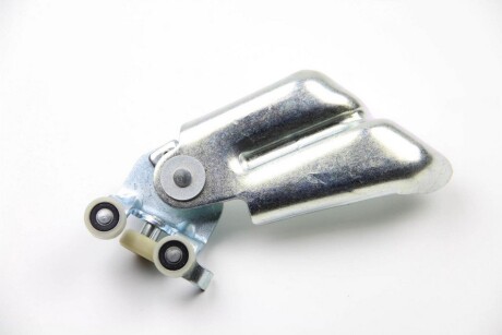 Ролик сдвижной двери Ducato/Boxer 06- (верхний/с кронштейном) - BSG BSG 30-134-023