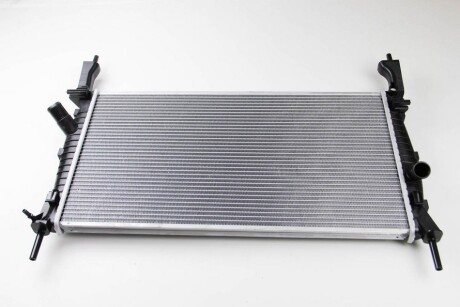 Фото 4 - Радіатор охолодження BSG BSG 30-520-004 (BSG30520004)