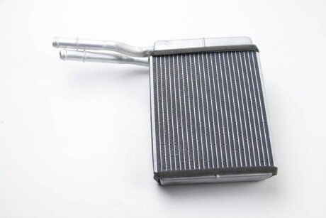 Фото 3 - Радиатор печки BSG BSG 30-530-002 (BSG30530002)