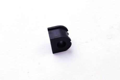 Фото 3 - Втулка стабилизатора BSG BSG 30-700-041 (BSG30700041)