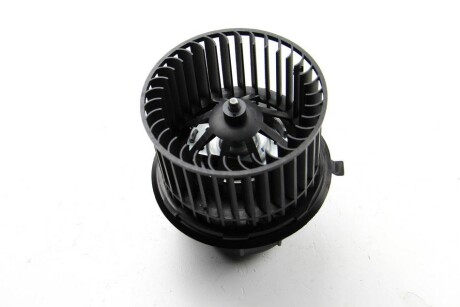 Фото 6 - Вентилятор печки BSG BSG 30-845-001 (BSG30845001)