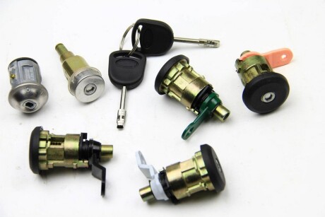 Фото 2 - Ручка / Замок BSG BSG 30-856-005