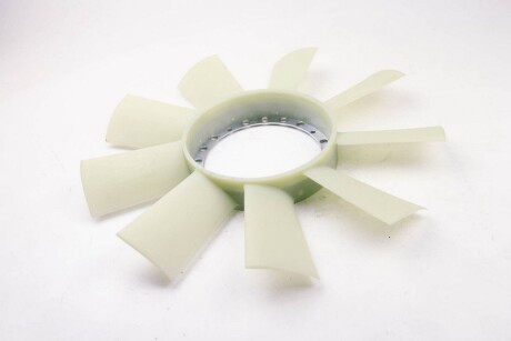 Фото 4 - Вентилятор охлаждения двигателя BSG BSG 60-515-002 (BSG60515002)