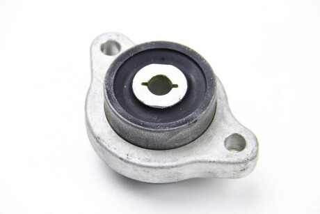 Фото 2 - Сайлентблок рычага BSG BSG 60-700-157