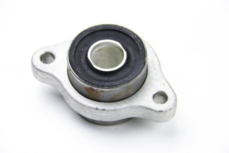 Фото 5 - Сайлентблок рычага BSG BSG 60-700-157