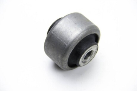 Фото 3 - Сайлентблок важеля BSG BSG 60-700-158