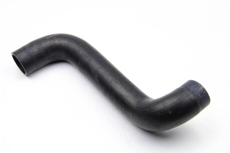 Фото 2 - Патрубок системы охлаждения BSG BSG 60-720-003 (BSG60720003)