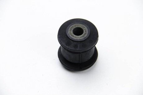 Фото 4 - Сайлентблок важеля BSG BSG 90-700-032 (BSG90700032)