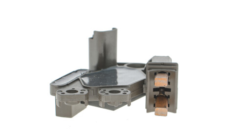 Фото 4 - Реле регулятор генератора CARGO F 032 330 319 (F032330319)