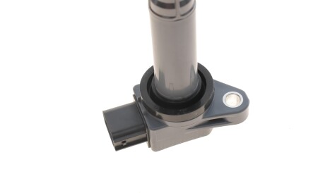 Фото 2 - Катушка зажигания Delphi GN10370-12B1 (GN1037012B1)