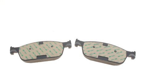 Фото 2 - Тормозные колодки Delphi LP2705