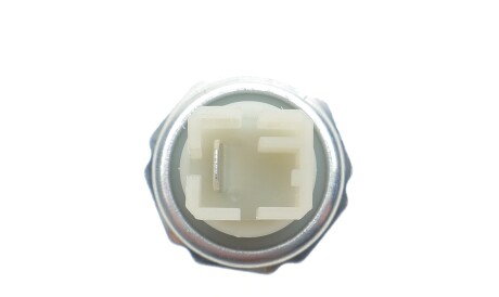 Фото 3 - Датчик тиску масла Delphi SW90010