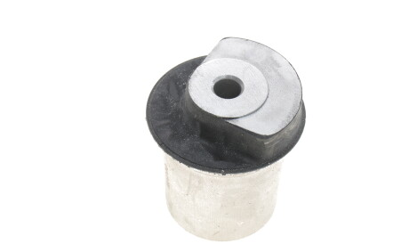 Фото 3 - Сайлентблок підрамника Delphi TD547W