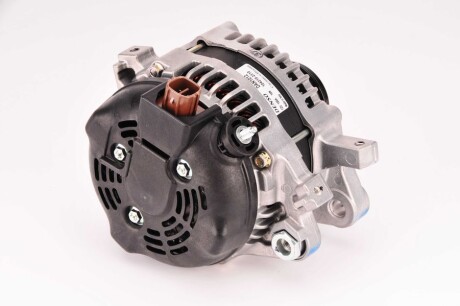 Фото 8 - Автомобільний генератор DENSO DAN1012