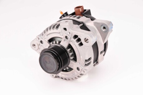 Фото 4 - Автомобільний генератор DENSO DAN1019