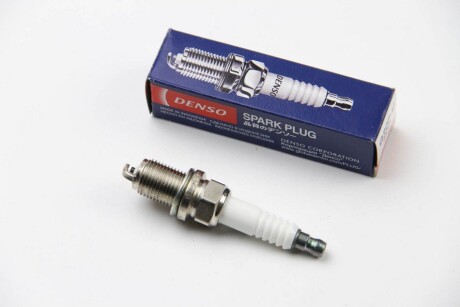 Фото 2 - Свеча зажигания DENSO Q20PU