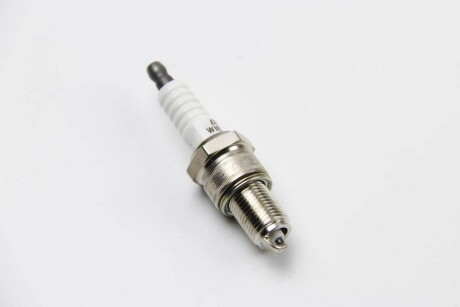 Фото 3 - Свеча зажигания DENSO W16EPRU11