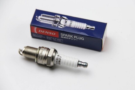 Фото 2 - Свічка запалювання DENSO W16EXRU