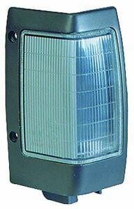 Лампа сигналу повороту переднього Прав (білий) NISSAN PICK UP II D21 11.85-02.98 - DEPO 215-1558R-6A