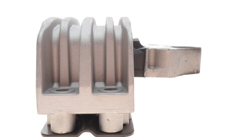 Фото 3 - Подушка двигателя DP Group B 4426 ONK (B4426ONK)