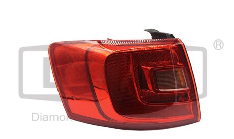 Фонарь левый внешний галогеновый VW Jetta (10-14) - DPA 89451051802