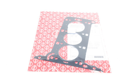 Фото 3 - Прокладка ГБЦ головки блока ELRING 050.930 (050930)