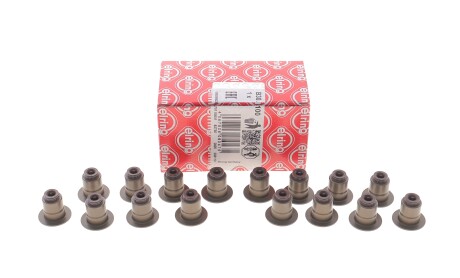 Фото 2 - Автозапчастина ELRING B30100