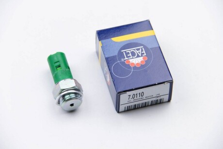 Фото 2 - Датчик тиску масла FACET 7.0110 (70110)