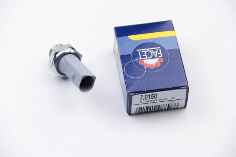 Фото 2 - Датчик давления масла FACET 70150