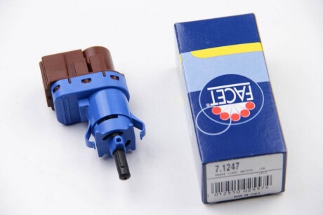 Фото 2 - Датчик стоп сигнала FACET 7.1247 (71247)