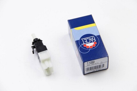 Фото 2 - Датчик стоп сигналу FACET 7.1252 (71252)