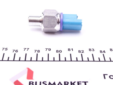 Фото 2 - Датчик тиску масла FAE 18502