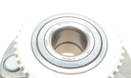 Фото 3 - Подшипник ступицы FAG 713 6139 70 (713613970)