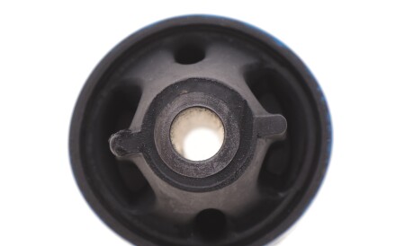 Фото 3 - Сайлентблок підрамника FAG 829 0500 10 (829050010)